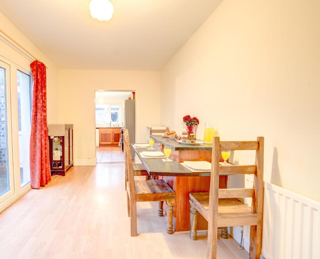 Premium 4-Bed Room House. Great Central Location. Gosforth  Esterno foto